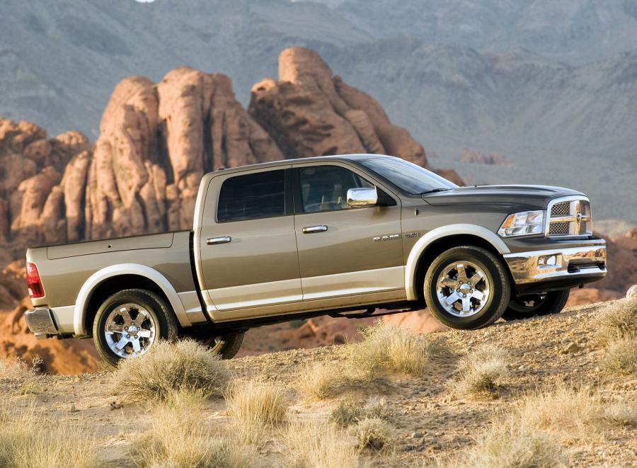  Dodge Ram Laramie 2008 года  (фото 2 из 6)